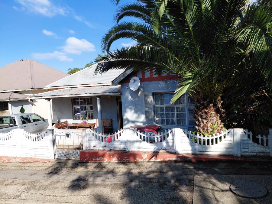 2 Bedroom Property for Sale in Uitenhage Central Eastern Cape
